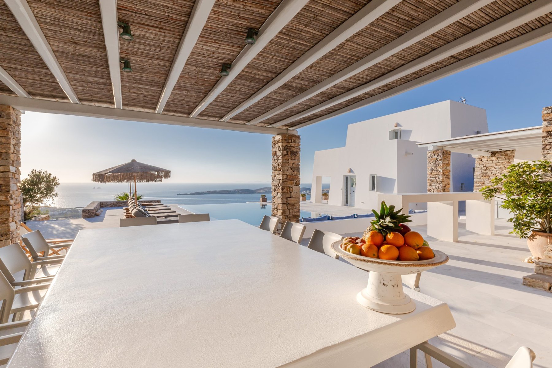 6-Bedroom Sea View Villa in Parikia — photograph 13