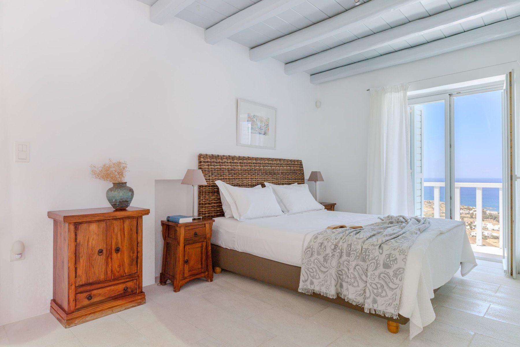 6-Bedroom Sea View Villa in Parikia — photograph 23