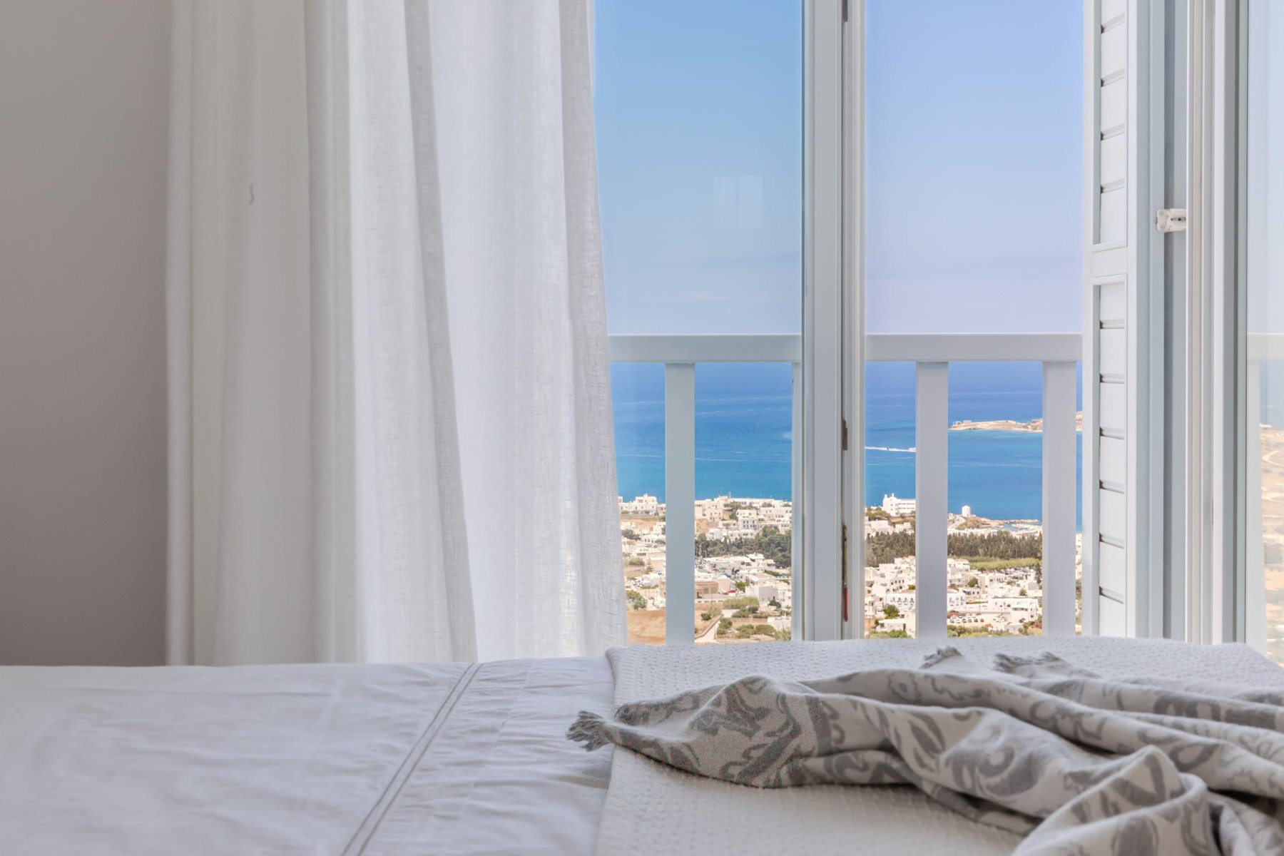 6-Bedroom Sea View Villa in Parikia — photograph 25