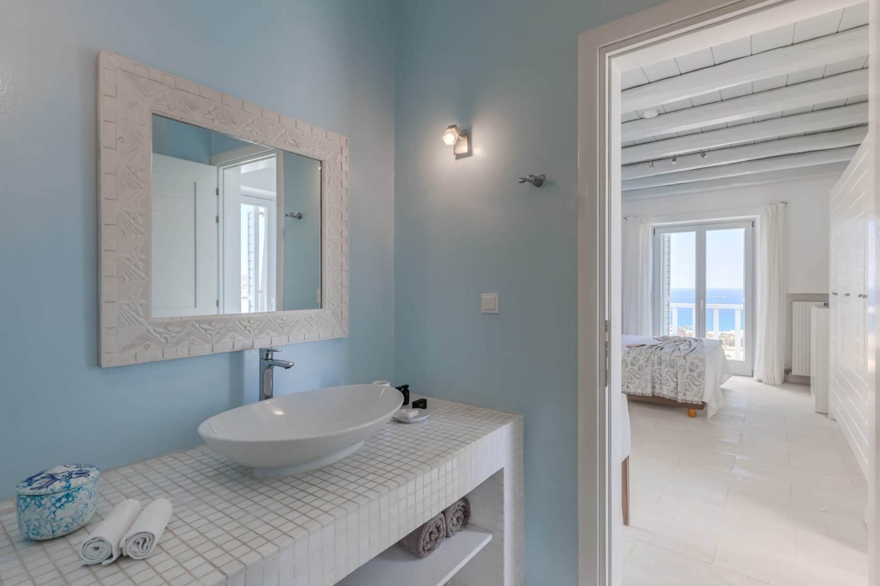 6-Bedroom Sea View Villa in Parikia — photograph 28